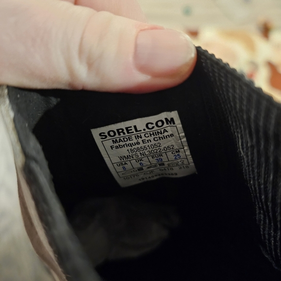 Sorel Women’s Joan of Arctic Wedge ll Chelsea Boots - Picture 8 of 8